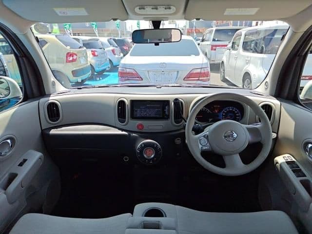 Car thumbnail 3