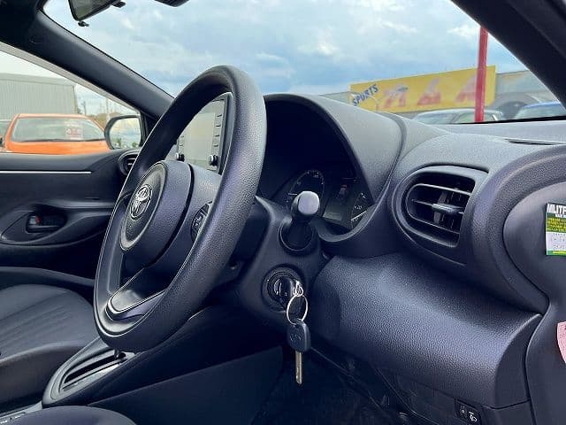 Car thumbnail 4