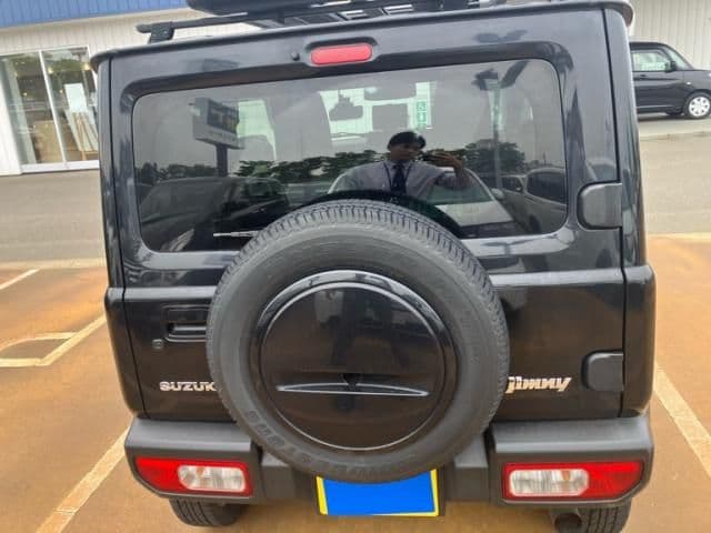 Car thumbnail 4
