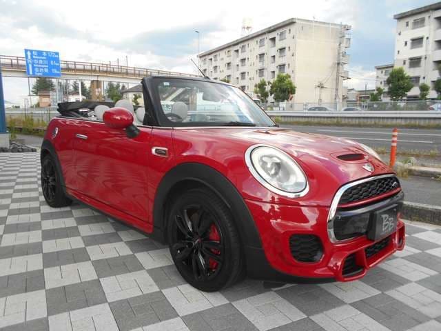 Car thumbnail 3