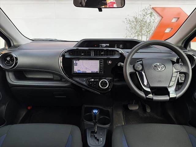 Car thumbnail 2
