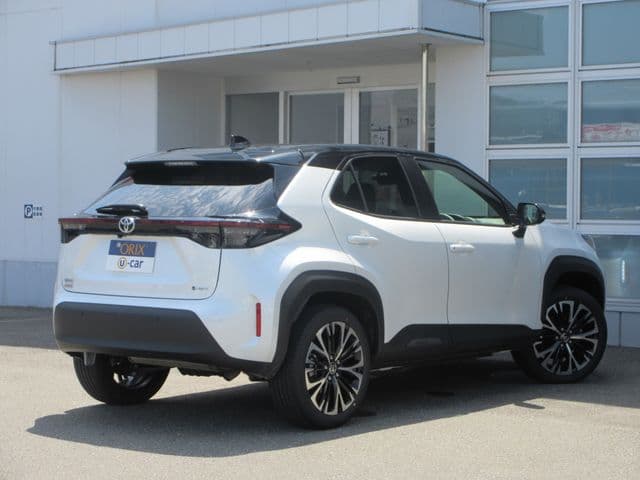 Car thumbnail 3