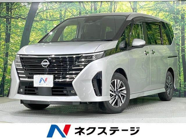 NISSAN