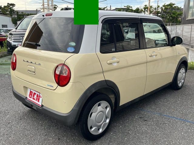 Car thumbnail 3
