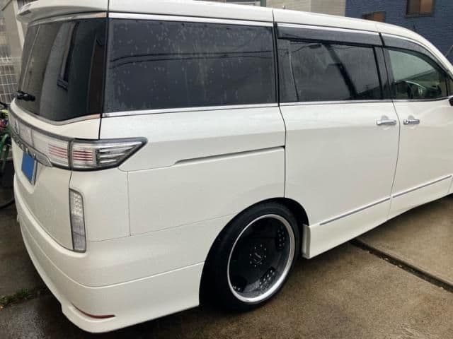 Car thumbnail 4