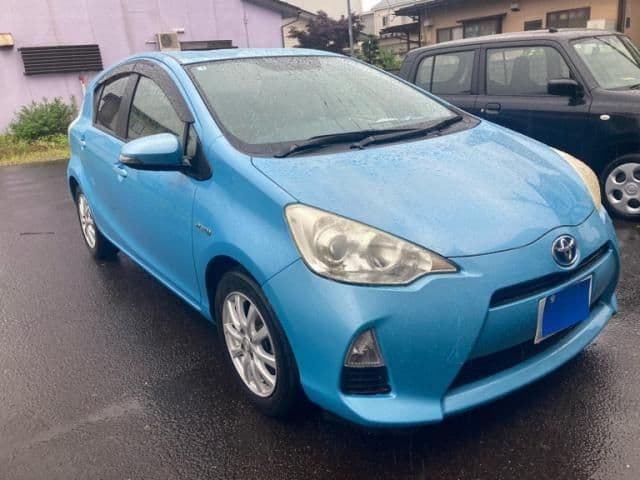 Car thumbnail 3