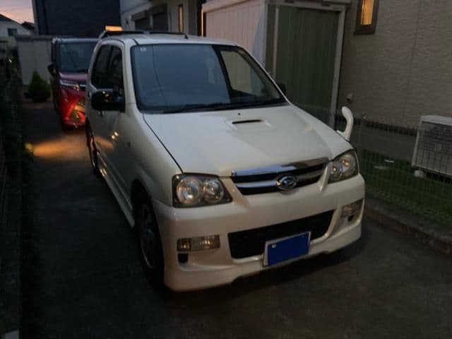 Car image 1