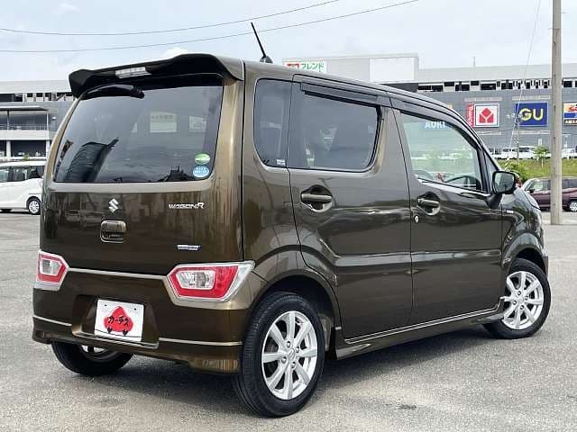 Car thumbnail 3