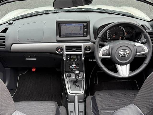 Car thumbnail 2