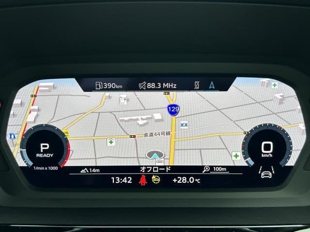 Car thumbnail 3