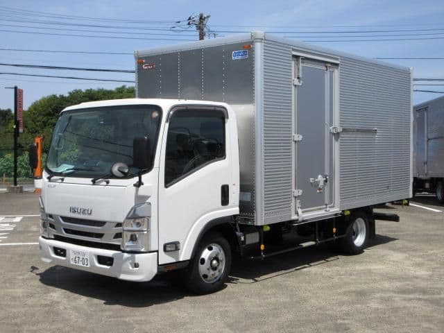 ISUZU