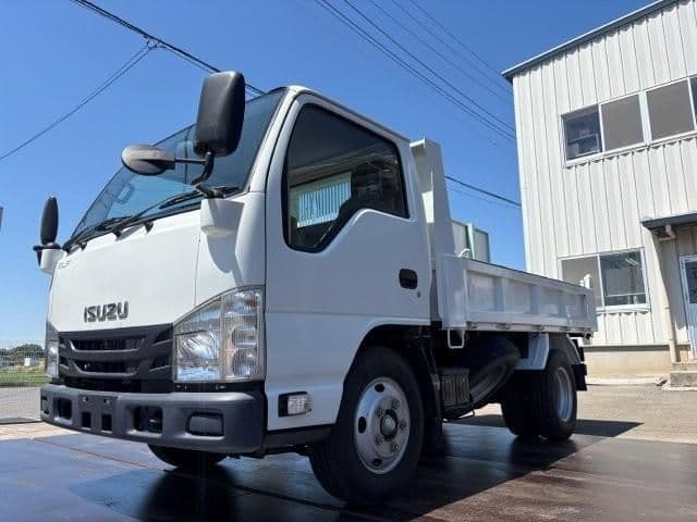 ISUZU