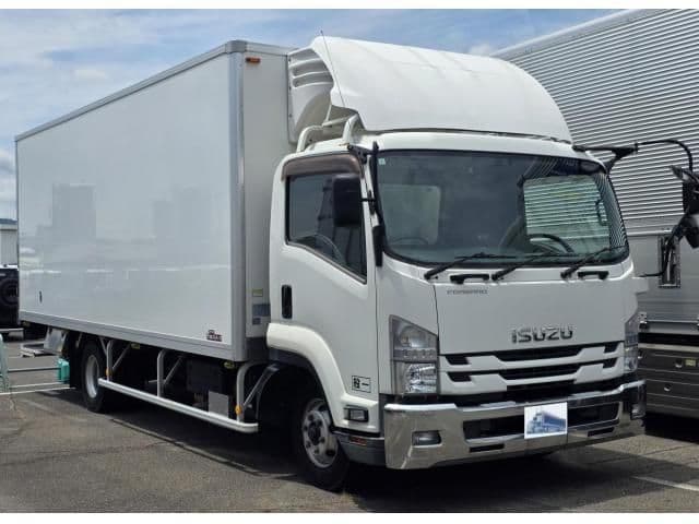 ISUZU