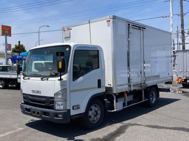 ISUZU