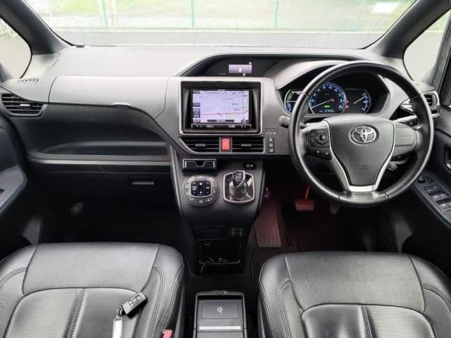 Car thumbnail 3