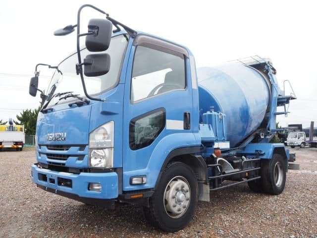 ISUZU