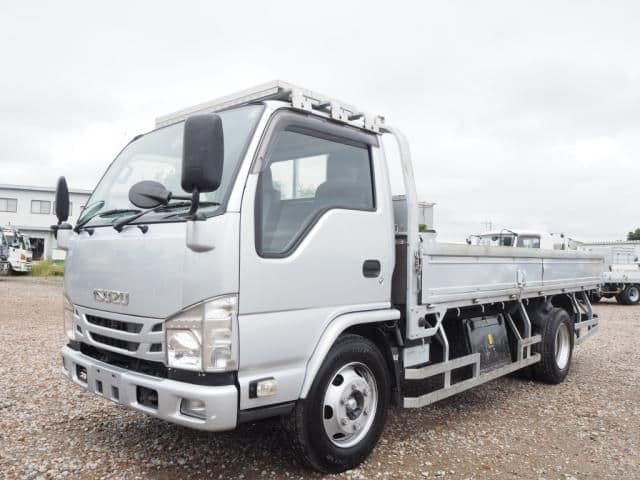 ISUZU