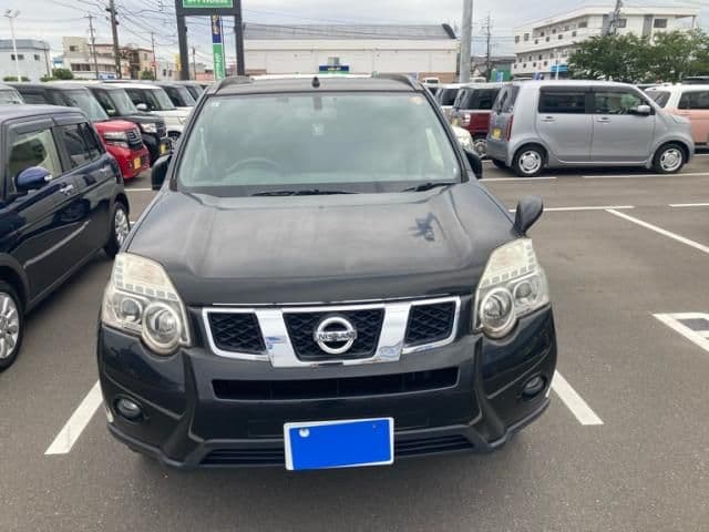 NISSAN