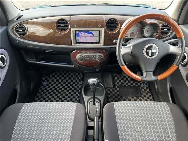 Car thumbnail 2