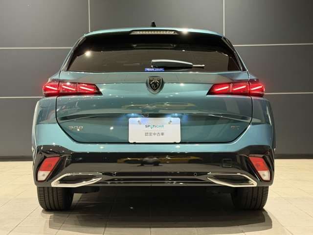 Car thumbnail 4