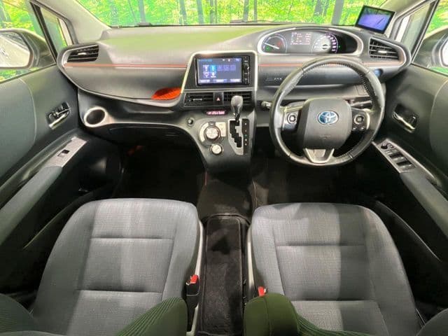 Car thumbnail 2