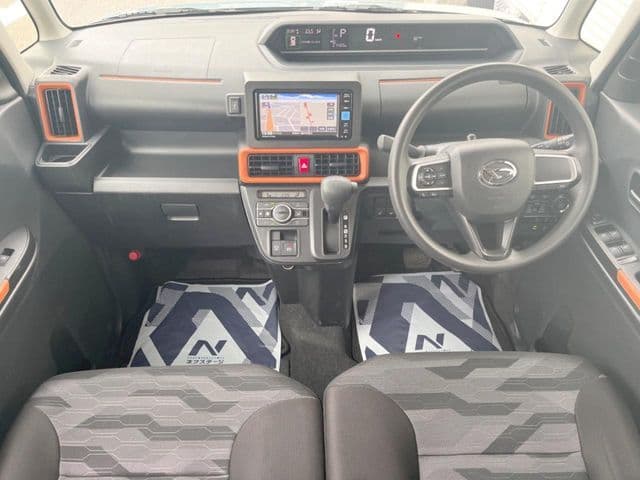 Car thumbnail 2