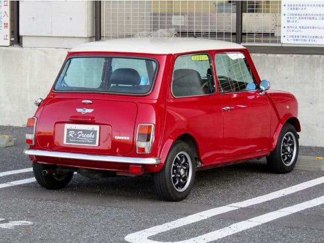 Car thumbnail 4
