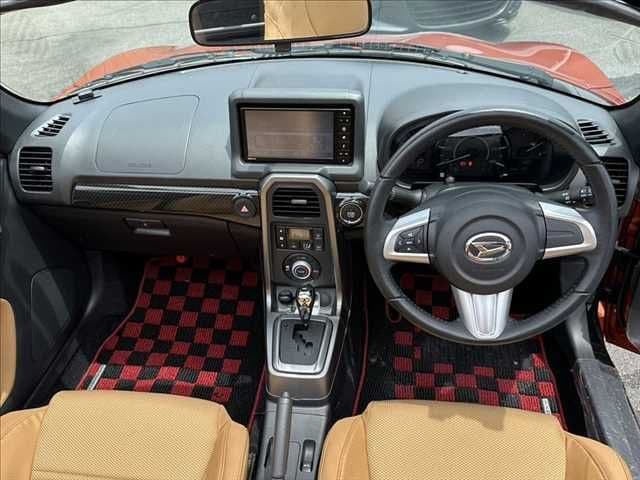Car thumbnail 3
