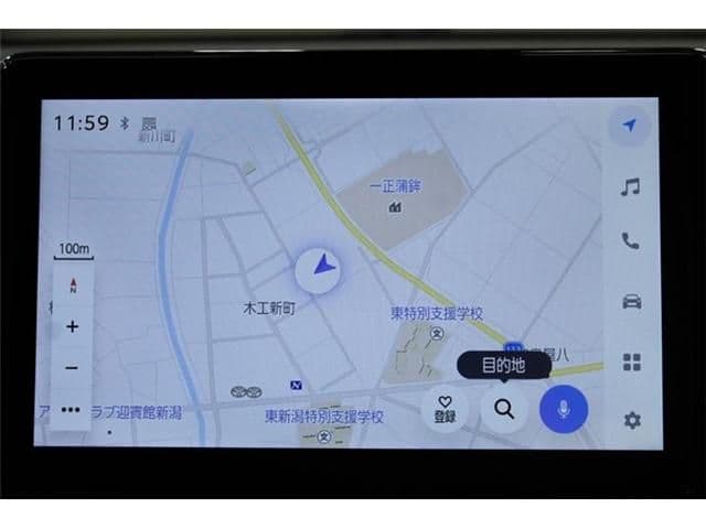 Car thumbnail 3