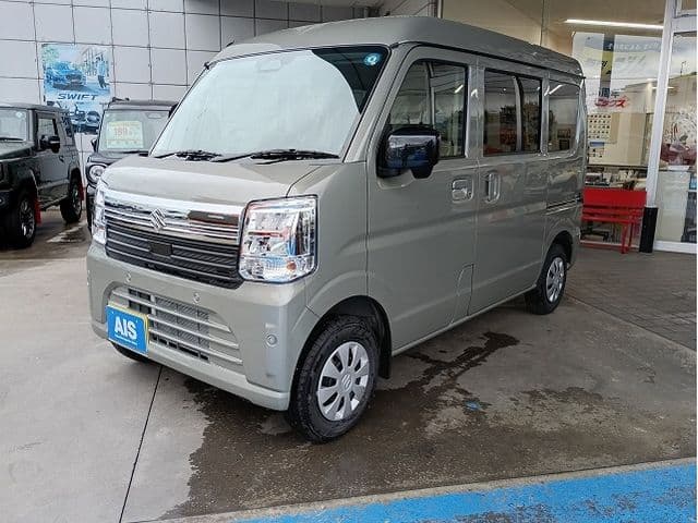 SUZUKI