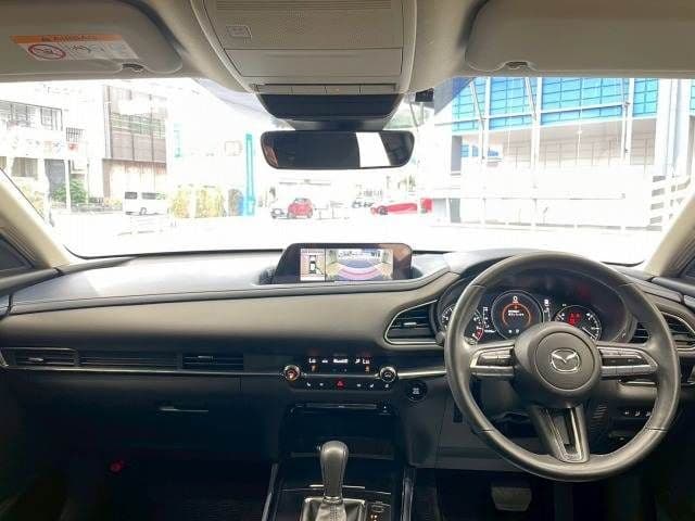Car thumbnail 3