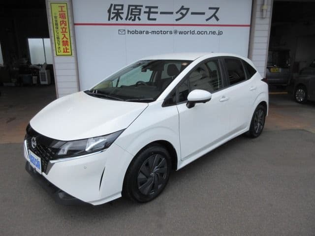 NISSAN