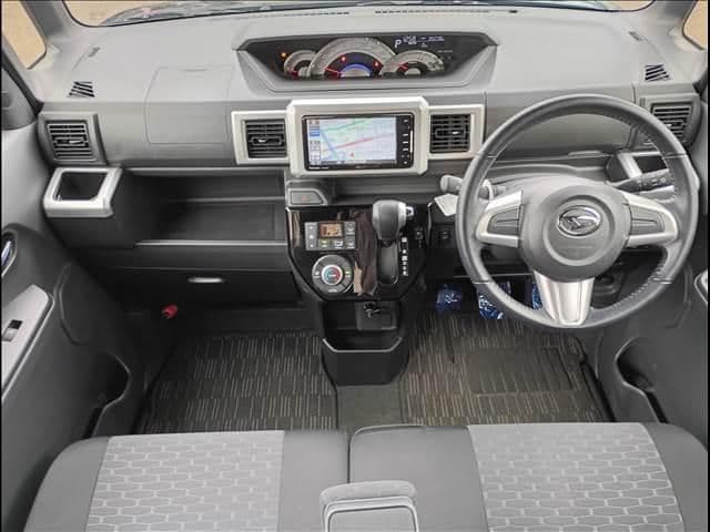 Car thumbnail 3