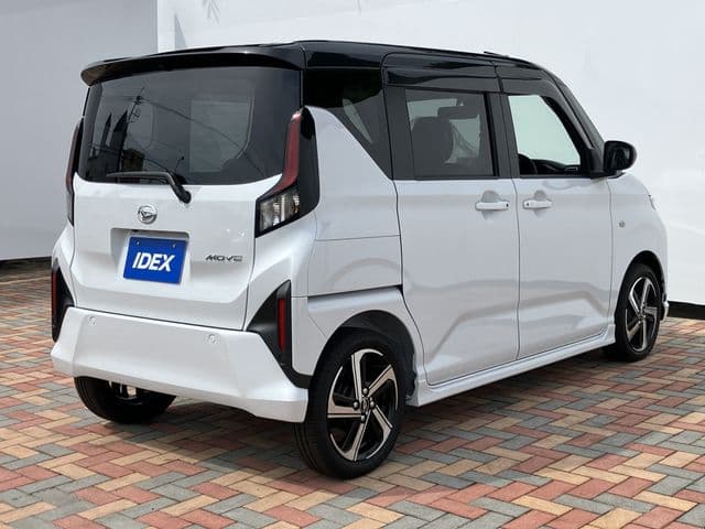 Car thumbnail 3