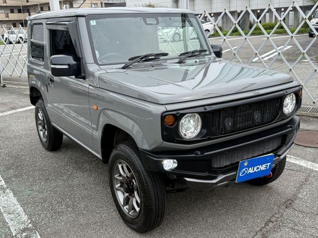 Car thumbnail 3