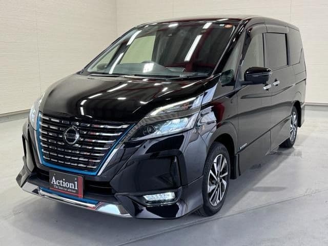 NISSAN