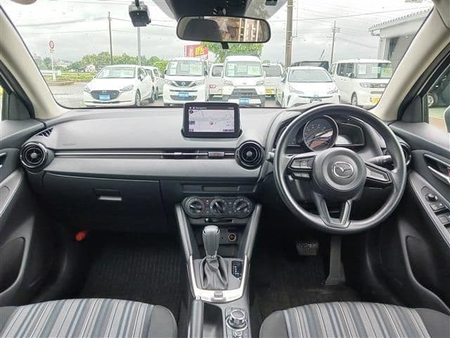 Car thumbnail 2