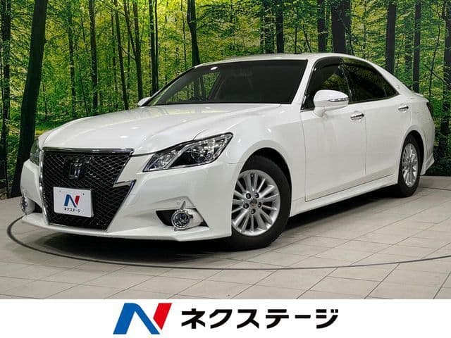 TOYOTA CROWN sedan 4WD