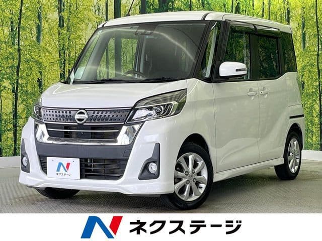 NISSAN