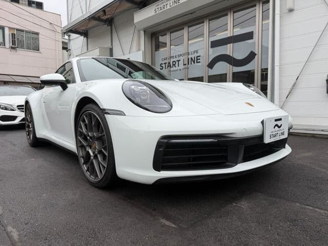 PORSCHE