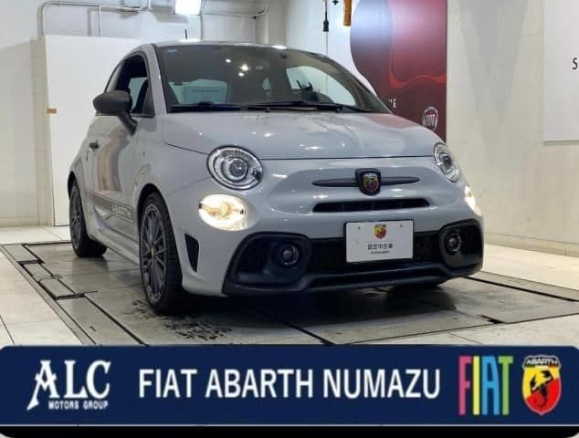 Car image 1