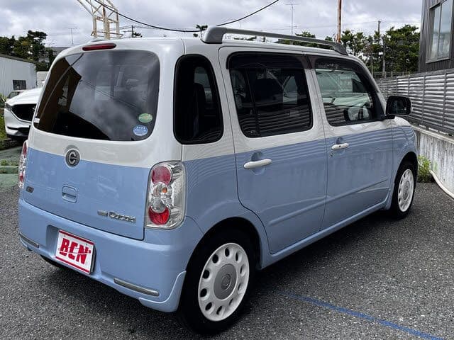 Car thumbnail 3