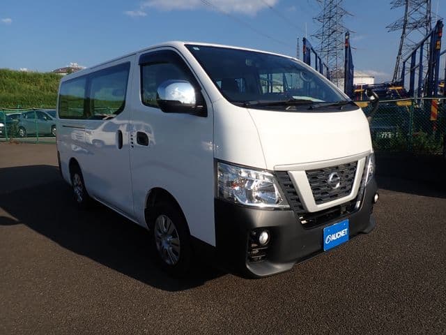 NISSAN NV350 CARAVAN 4WD