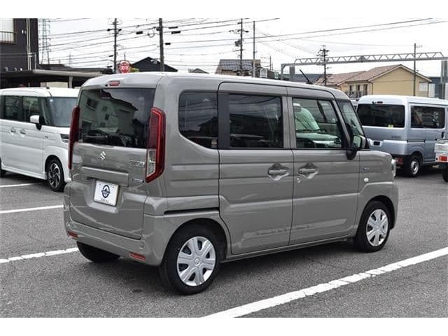 Car thumbnail 3