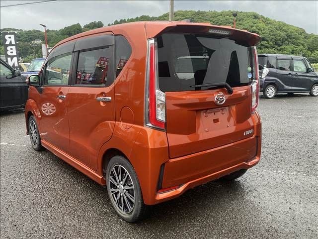 Car thumbnail 4