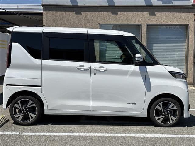 Car thumbnail 4