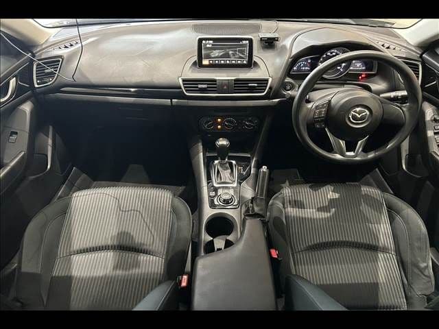 Car thumbnail 3