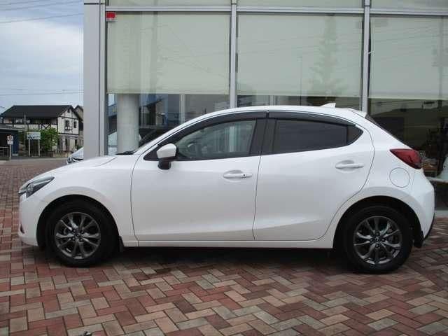Car thumbnail 3