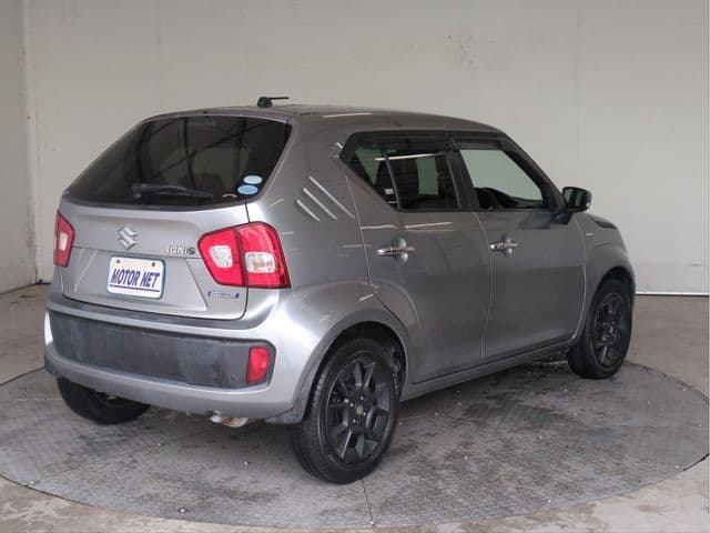 Car thumbnail 2