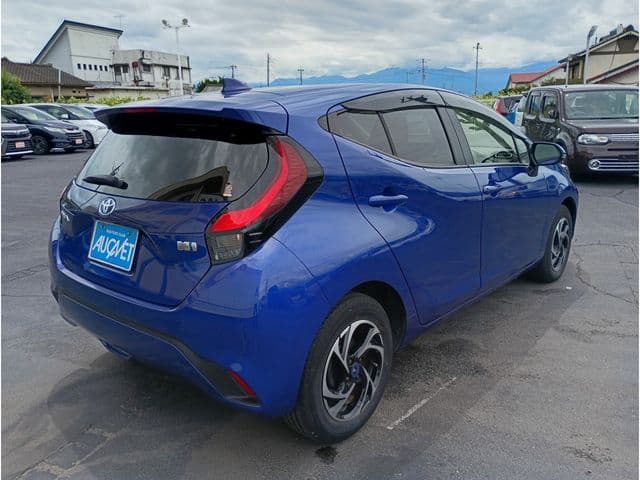 Car thumbnail 4